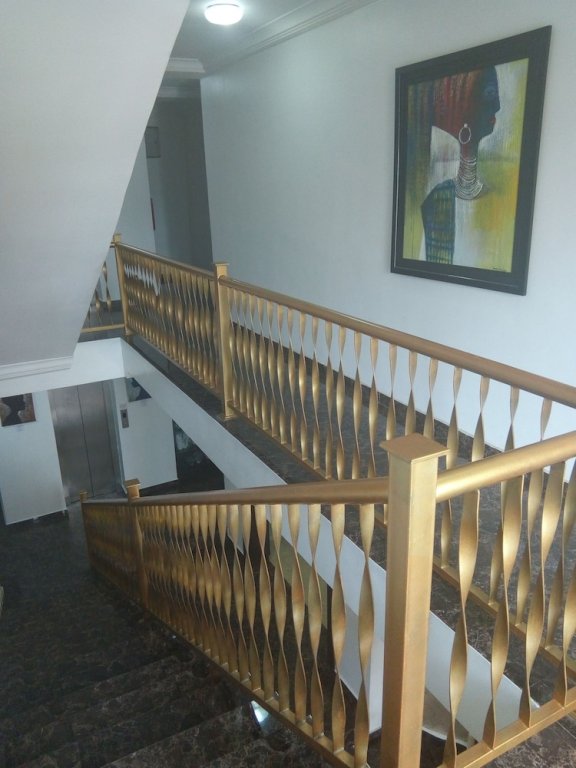 Фото 1 Oak Place