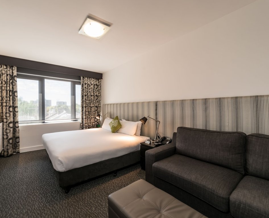 Фото Comfort Hotel East Melbourne