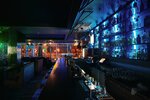 Avenю (Ordzhonikidze Street, 6), restaurante