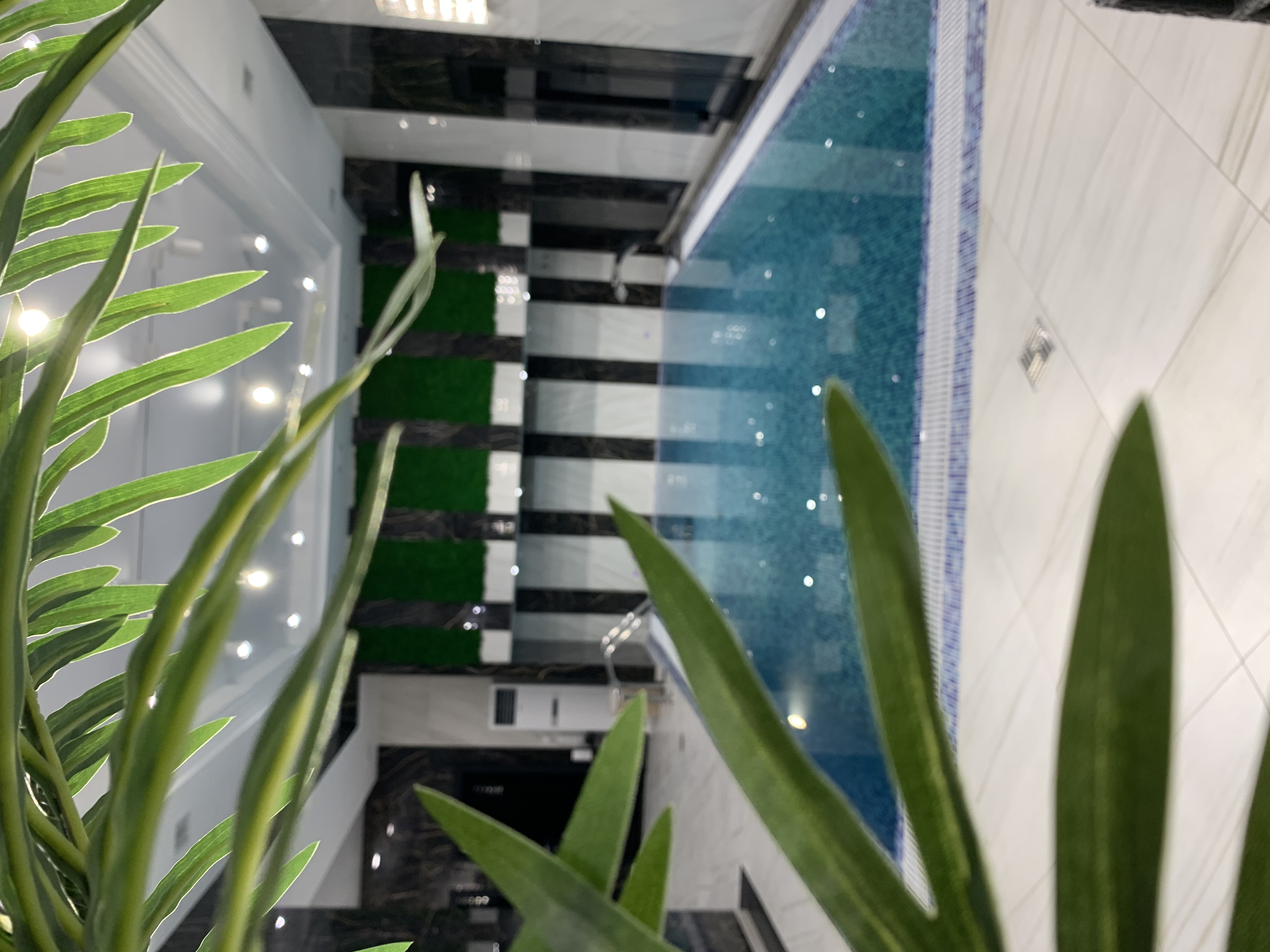 Фото Кухтерин