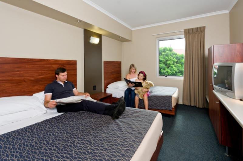 Фото Rocklea International Motel