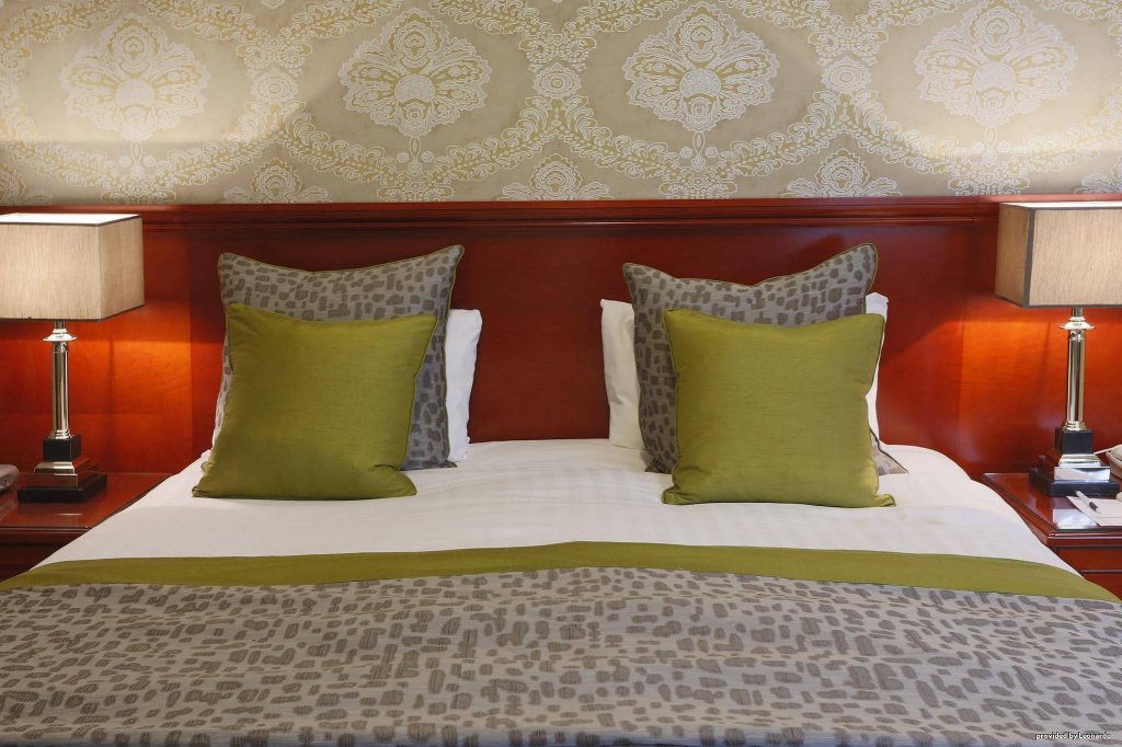 Фото Best Western Plus The Connaught Hotel & SPA