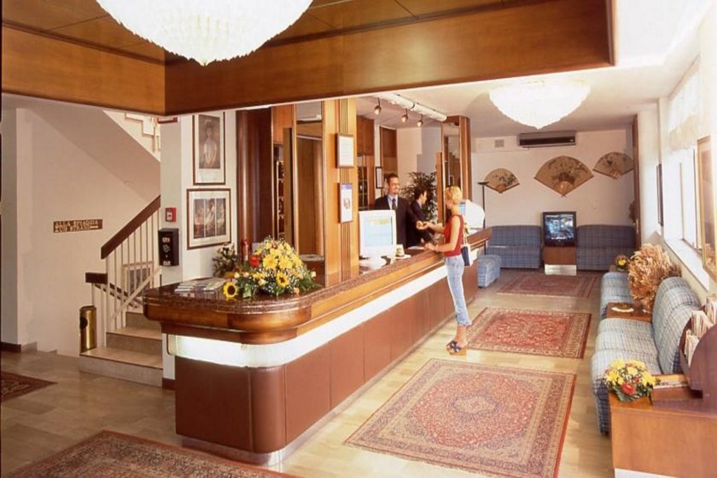 Фото Отель Heron