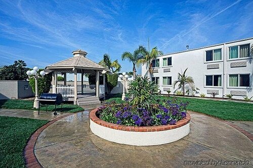 Гостиница Studio 6 Suites Carson, Ca в Карсоне