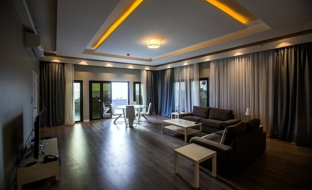 Фото Loren Suites Corniche