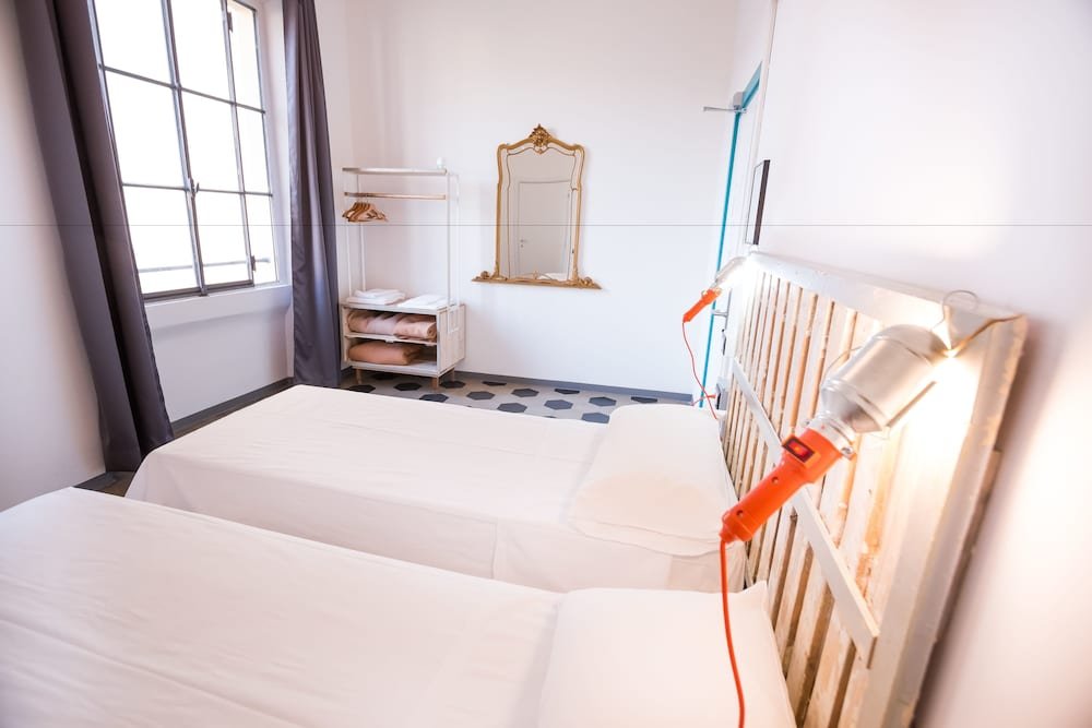 Фото Madama Hostel & Bistrot