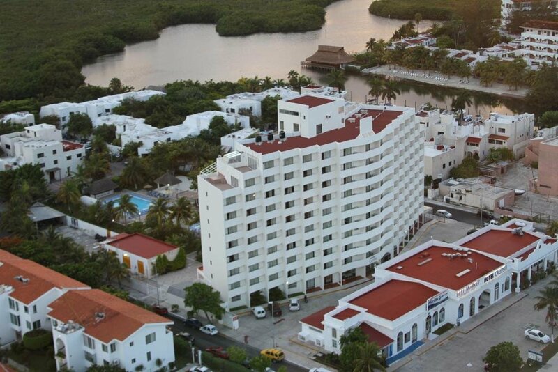 Гостиница Calypso Hotel Cancun в Канкуне