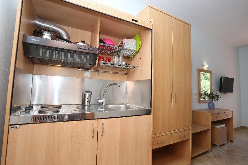 Фото Aloni Hotel