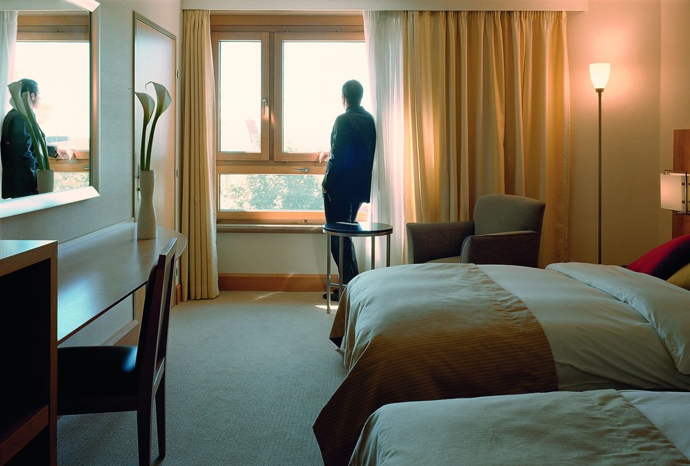 Фото Mövenpick Hotel Lausanne