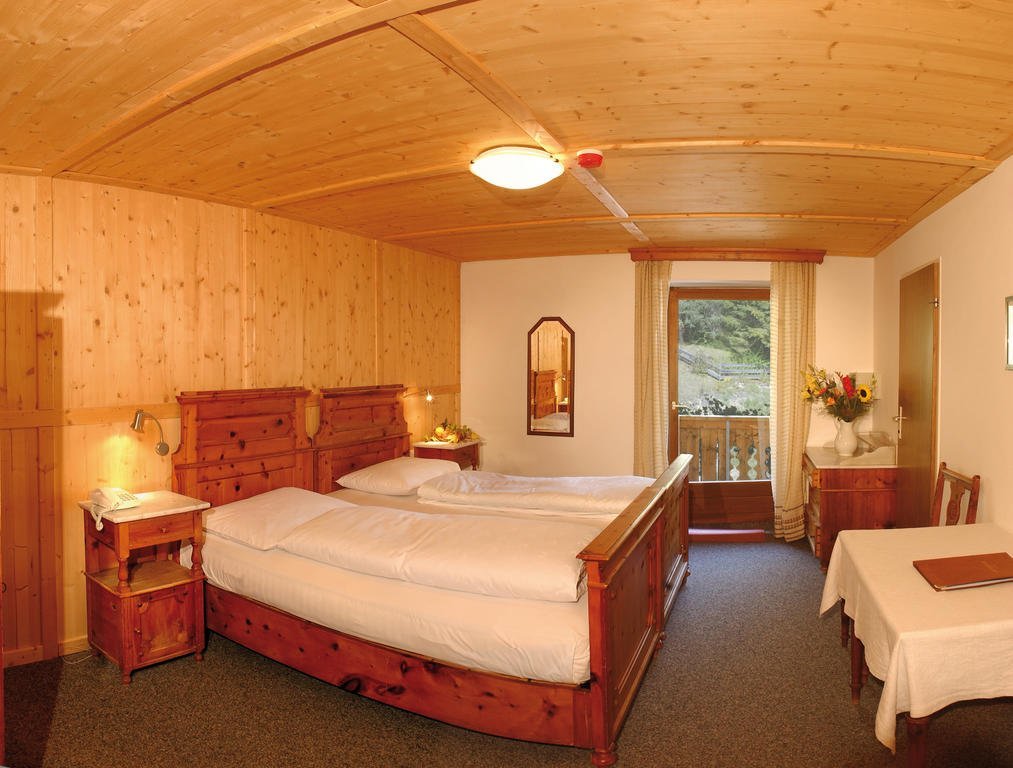 Фото Dolomitenhotel Weisslahnbad