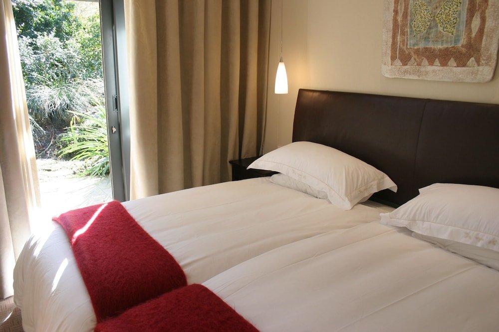 Фото Vineyard Hotel