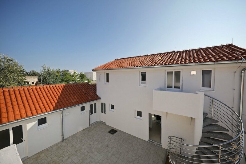 Гостиница Beachfront apartments Zdrijac XI