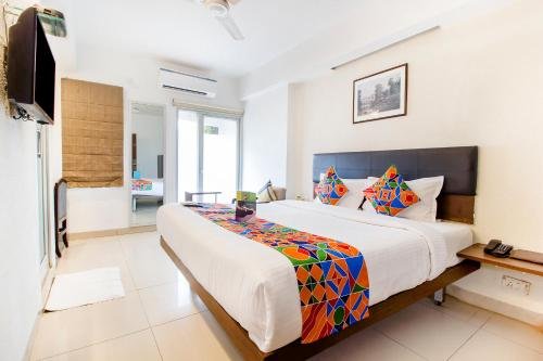 Фото Hotel Kalyan