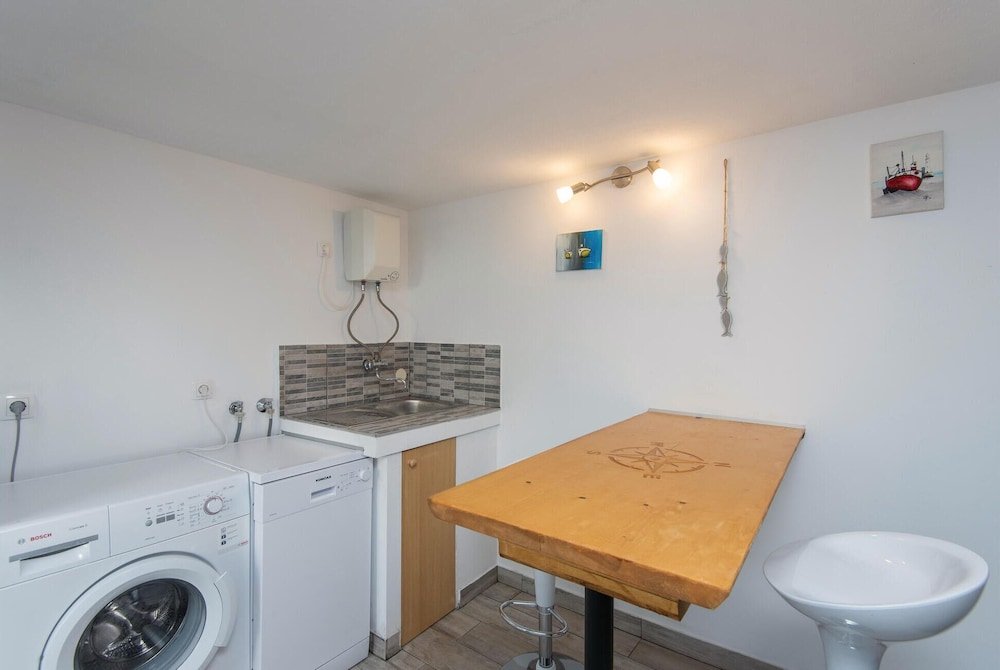 Фото Holiday Home Lovište