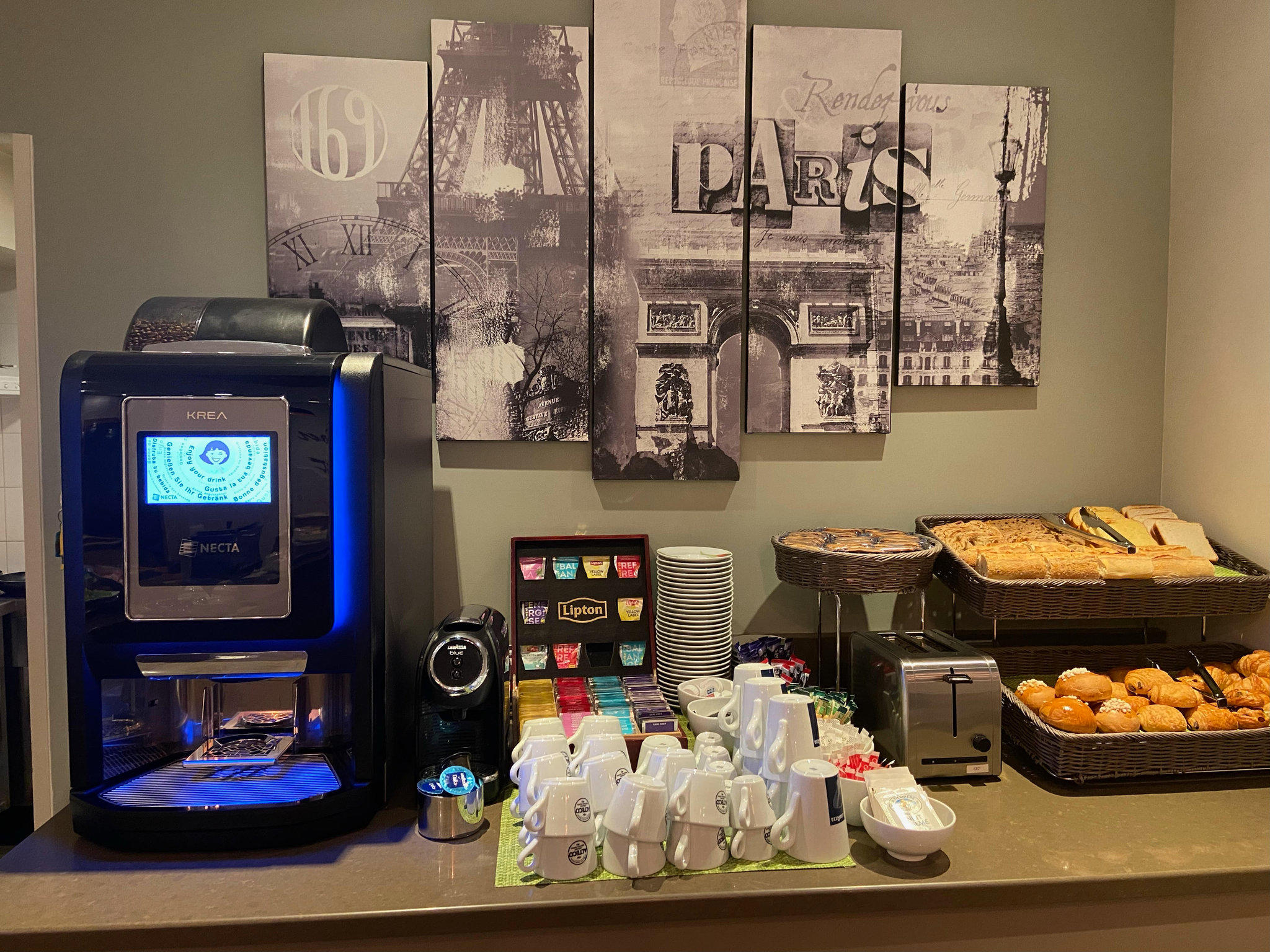 Фото отеля 2