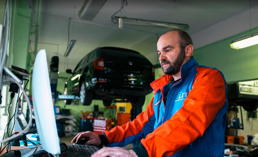 Car service, auto repair Yokogawa, Moscow, photo