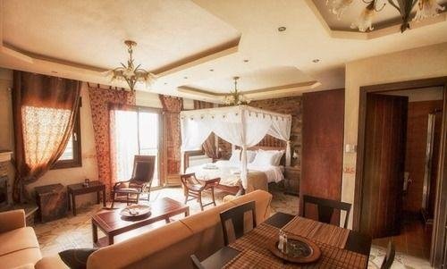 Фото Oreiades Parthenon