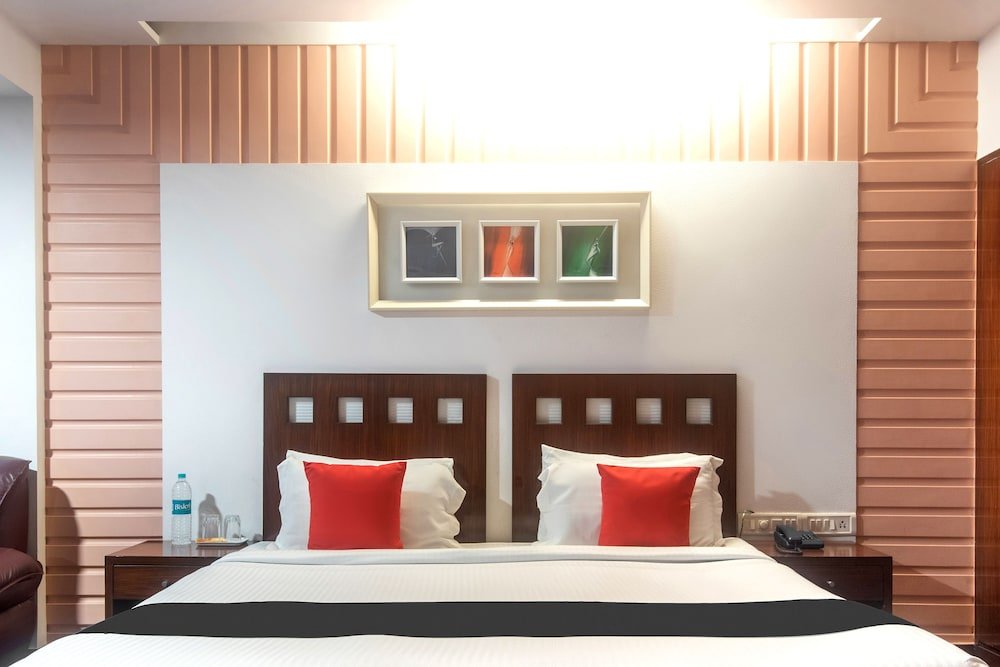 Фото Savoy Suites by Oyo Rooms