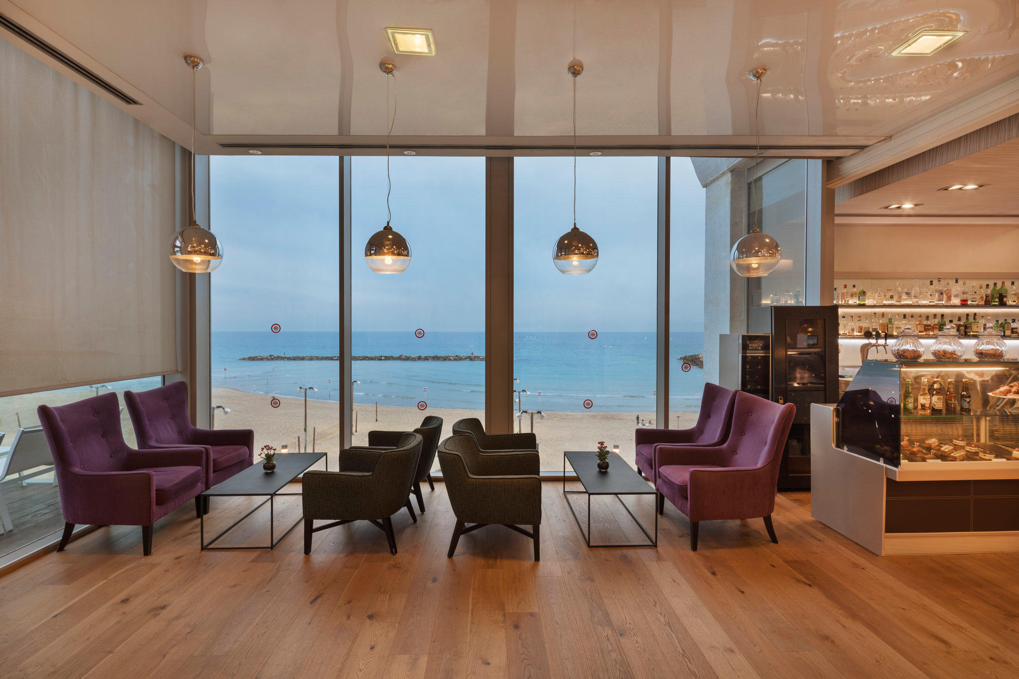 Фото Crowne Plaza Tel Aviv Beach by Ihg