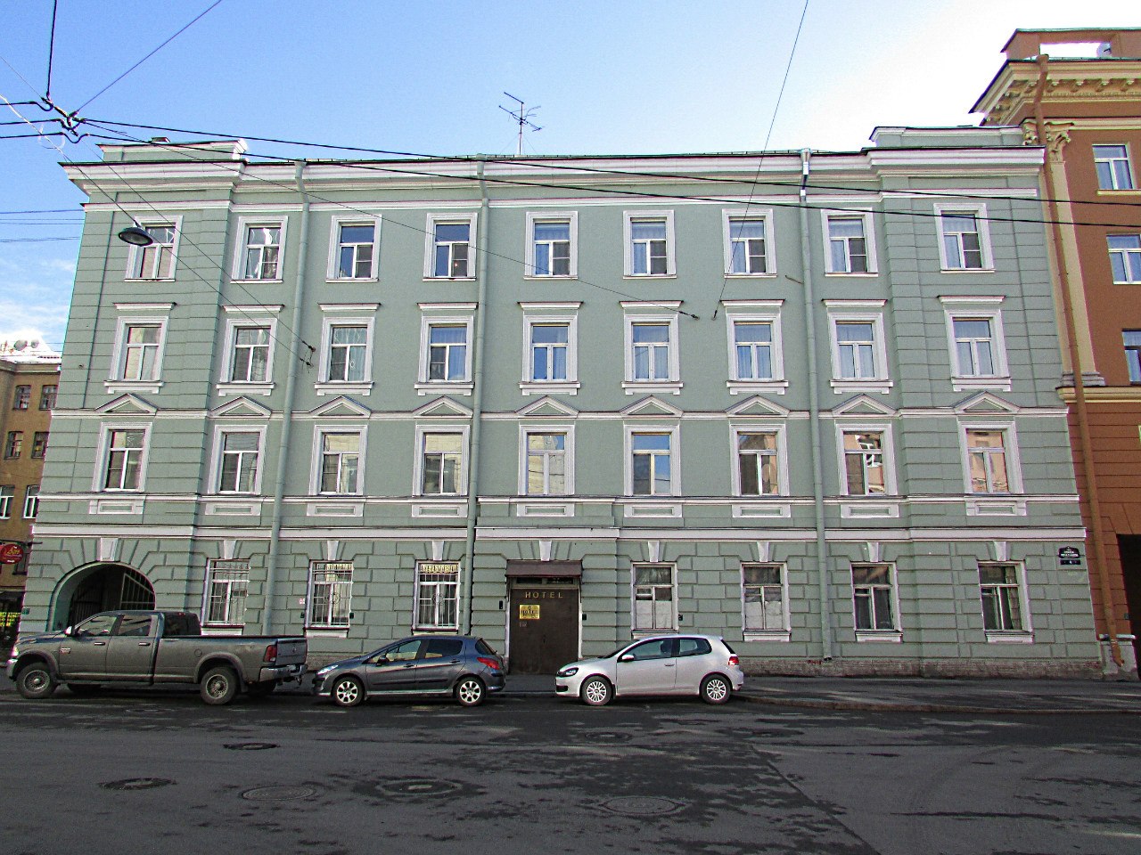 Фото Премьера