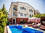 Dynasty (mikrorayon Magilat, Iantarnaia Street, 4/2), hotel