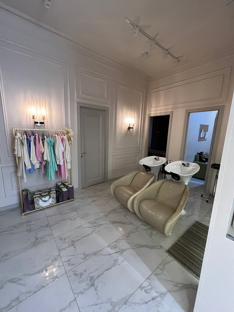 Beauty salon Bees Salon by Aida Khunkaeva, Grozniy, photo