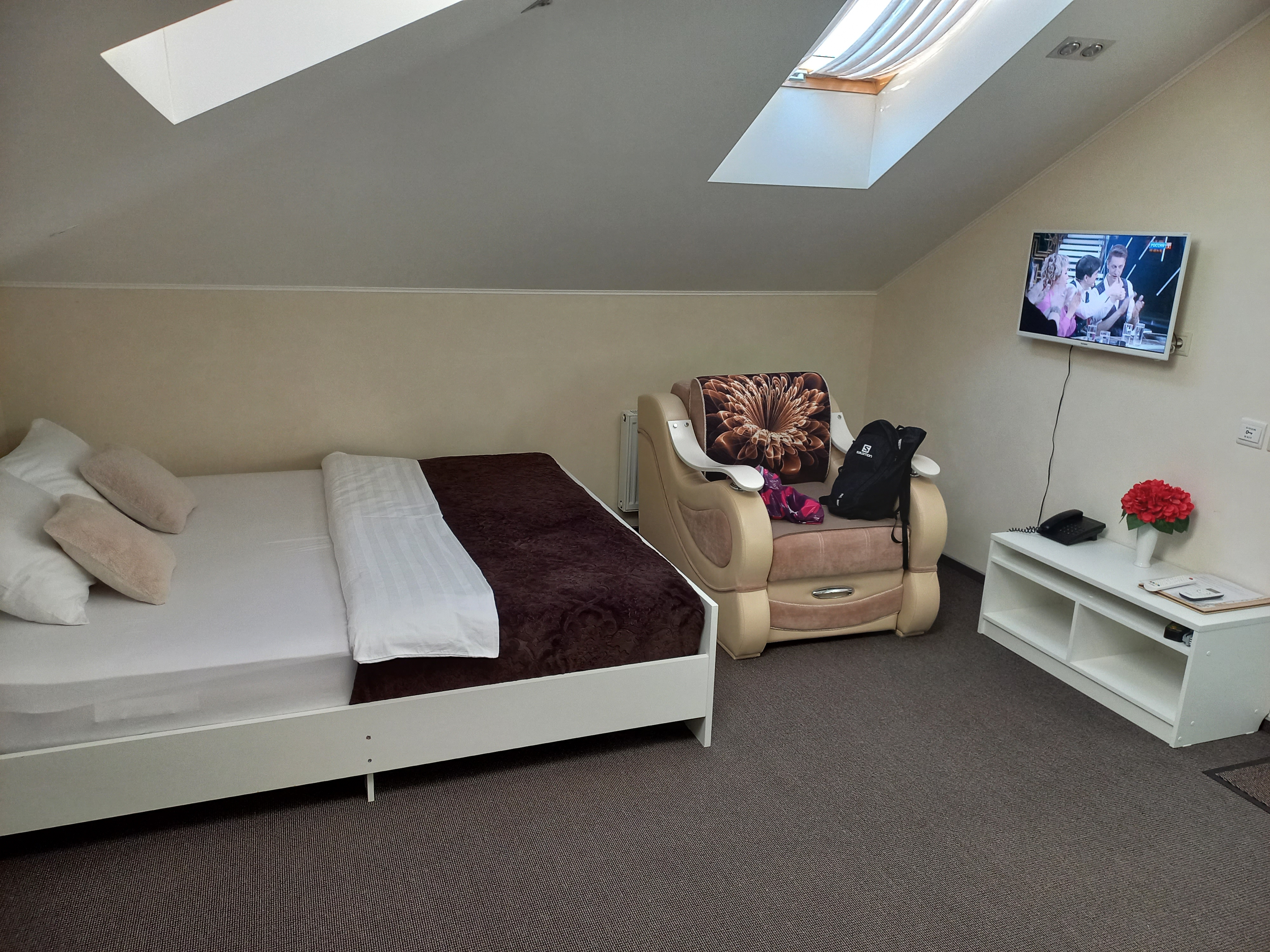 Фото Континент