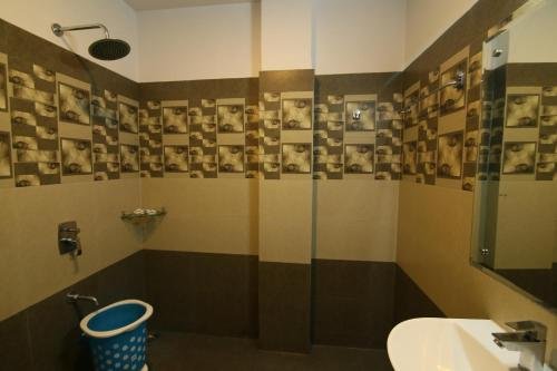 Фото Jays Inn