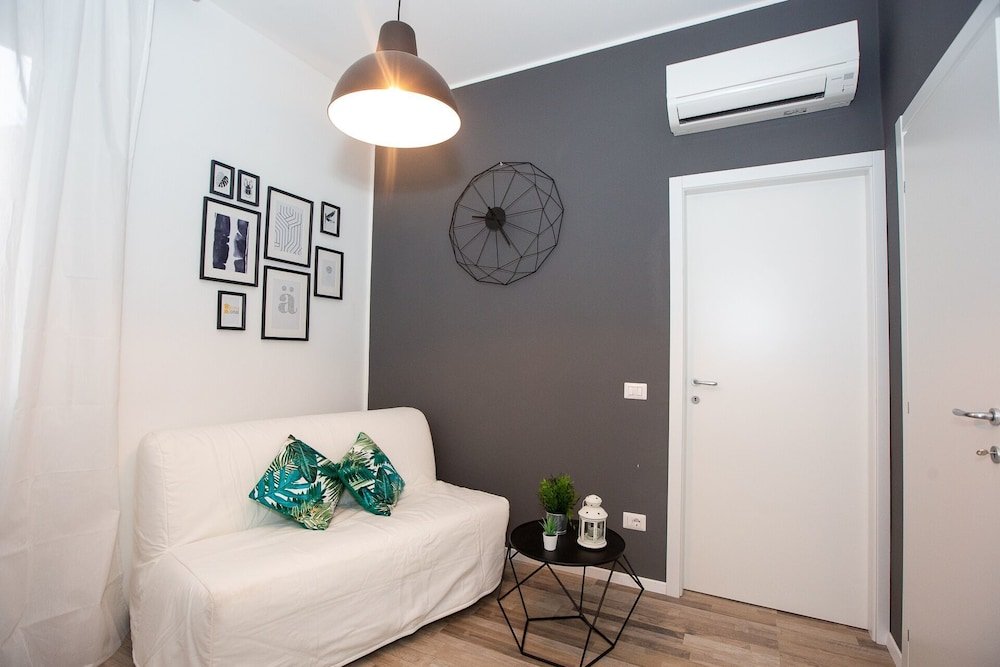 Фото Home Hotel - Mamiani 6