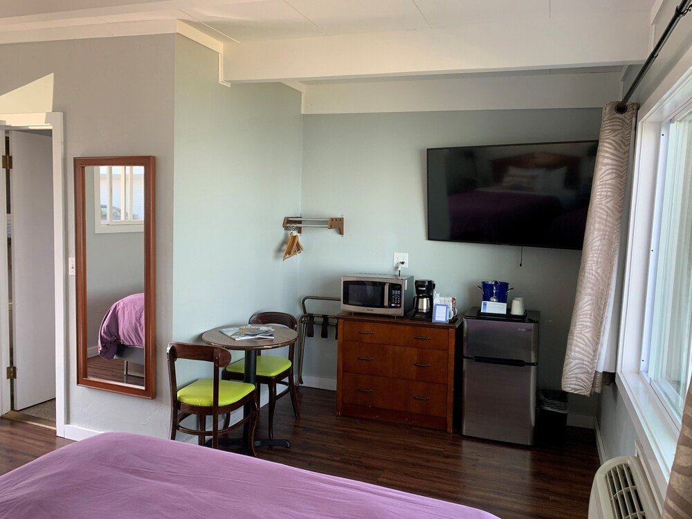 Фото Beachfront Inn