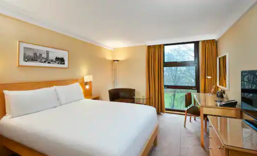 Фото Hilton London Kensington