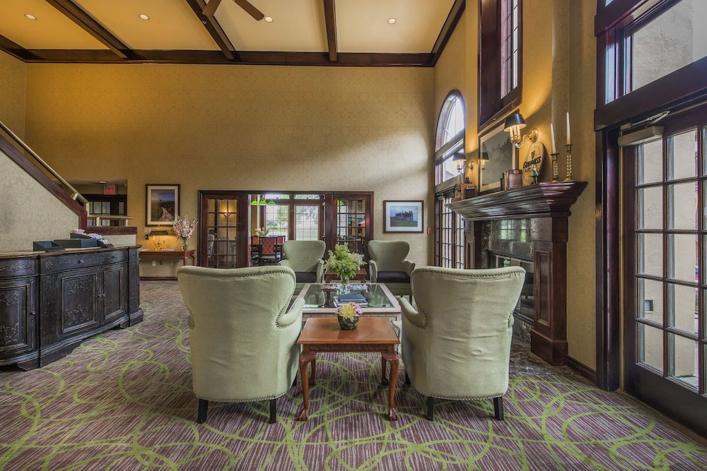 Фото Cloverleaf Suites Columbus - Dublin