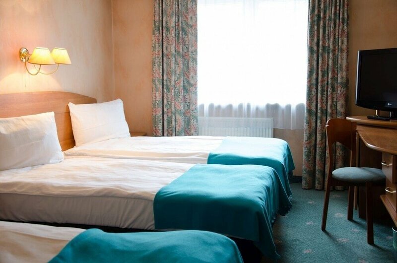 Гостиница West Hotel в Варшаве
