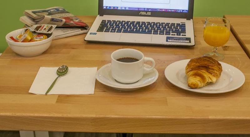 Фото Hotel Olympic Paris Boulogne by Patrick Hayat