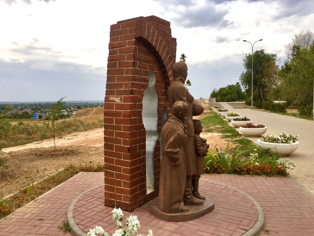 Monument, memorial Матерям и детям военного Сталинграда, Volzhskiy, photo