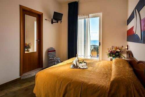 Гостиница Hotel La Carruba
