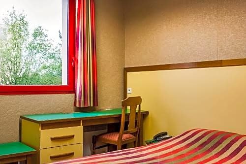 Фото Hôtel Siatel Besançon Chateaufarine