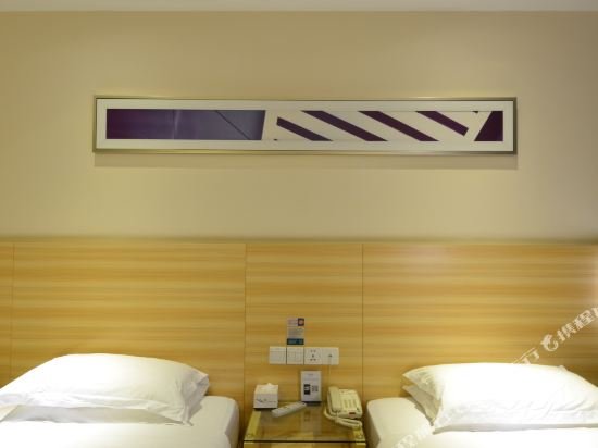 Фото City Comfort Inn Wuhan Guanggu Jinronggang