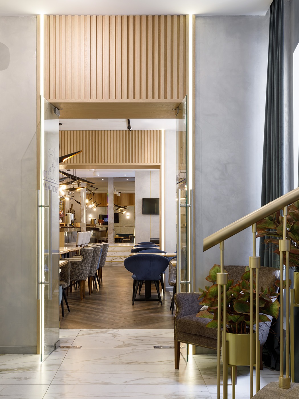 Фото Династия