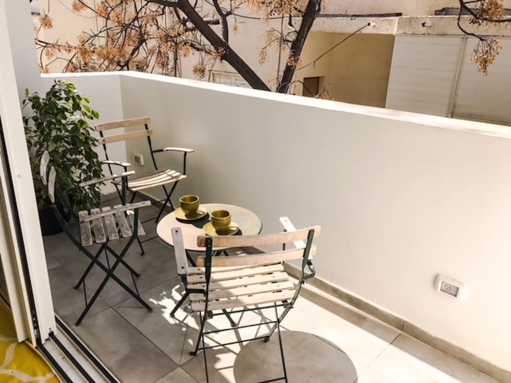 Фото FeelHome - Gordon Beach