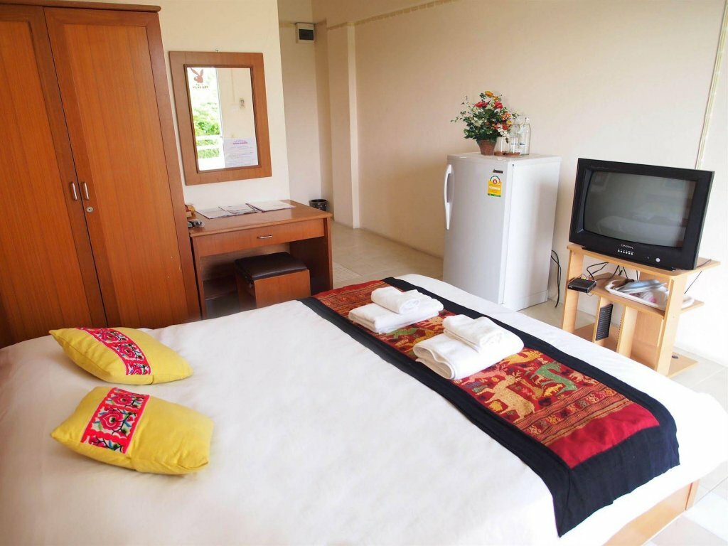 Hotel Thanapa Place, Bangkok, photo