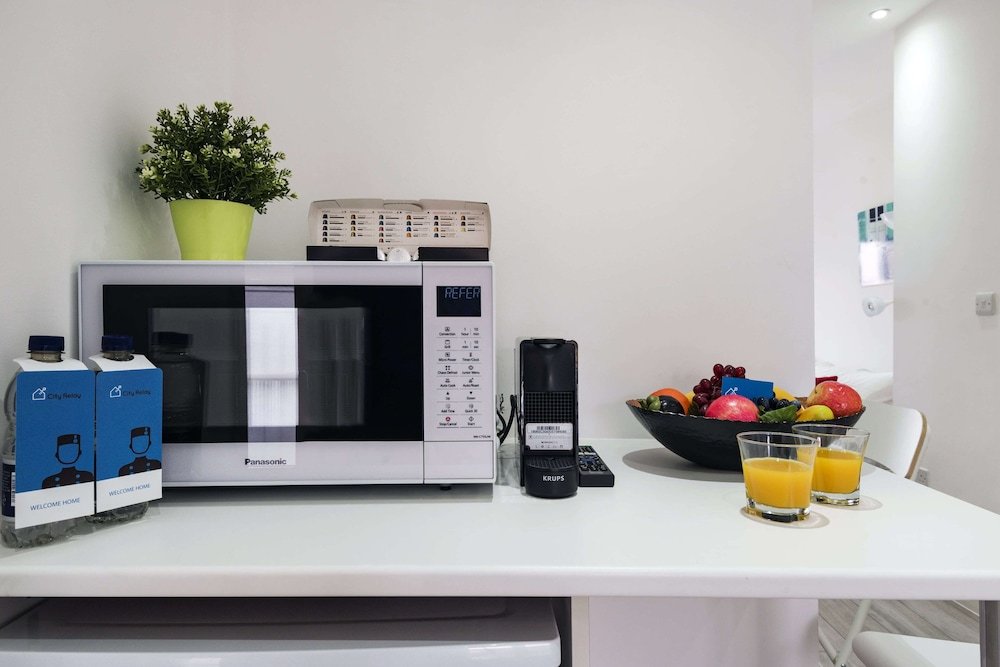 Фото Earl's Court Ongar Road Apartments by Flying Butler