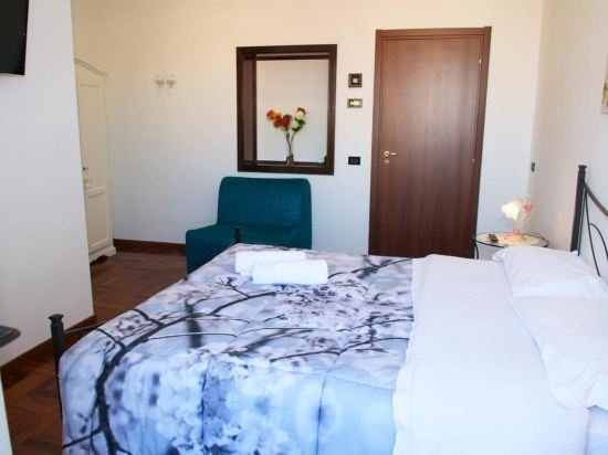 Фото La Maison Royale