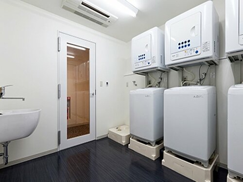 Внешний вид отеля Hiroshima Tokyu Rei Hotel в Хиросиме, фото 5