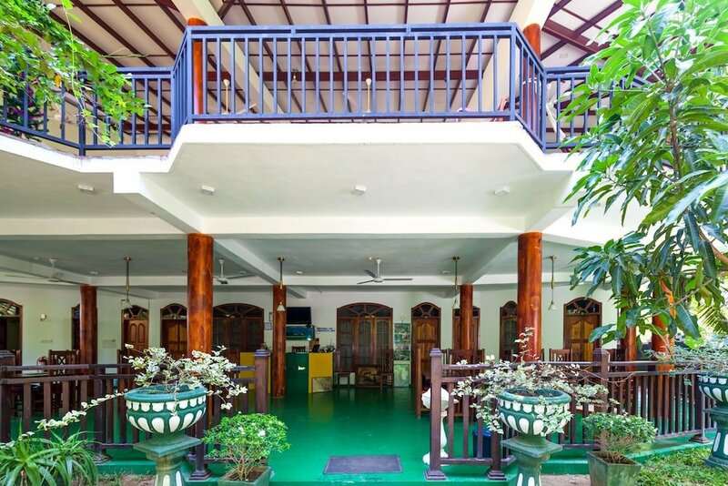 Гостиница La Safari Inn Tissamaharama