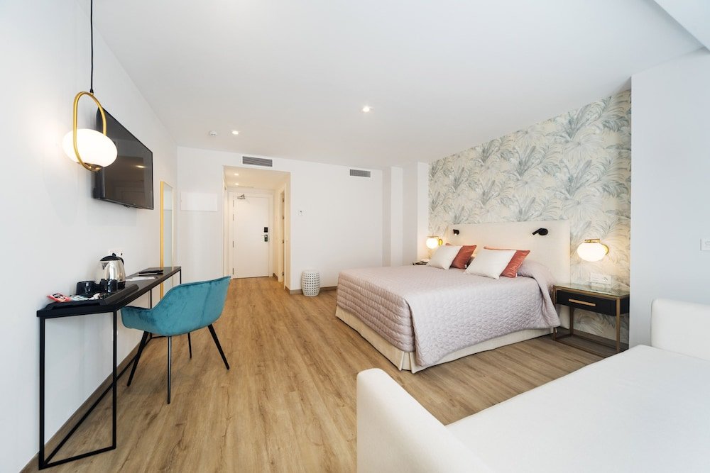 Фото Hotel San Cristobal