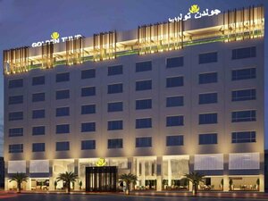 Гостиница Hotel Golden Tulip Corniche Dammam