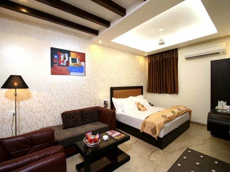Гостиница Hotel Rupam Kingston Park в Дели