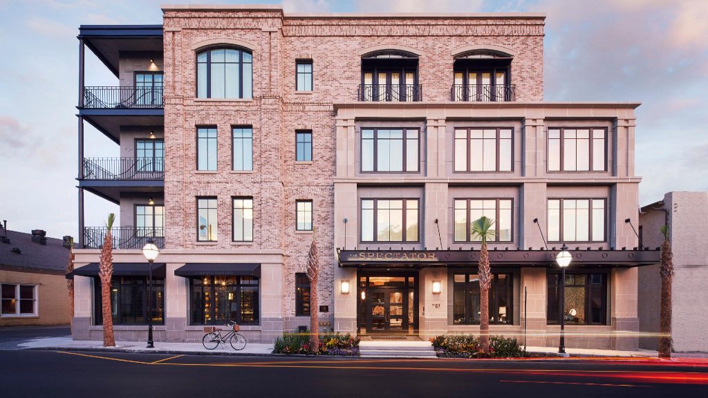 Фото The Spectator Hotel