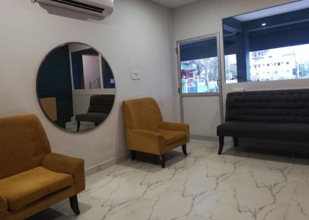 Фото Sree Nivas Residency